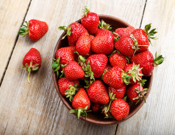 What Happens to Your Body When You Eat Strawberries Every Day